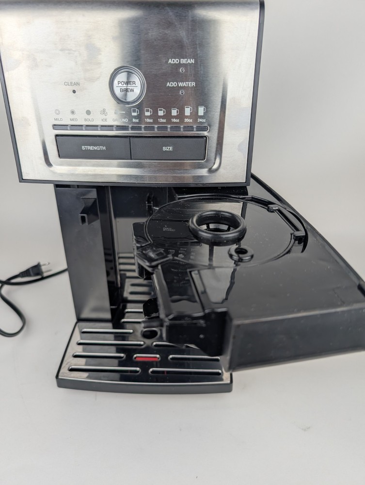 Cuisinart Custom Grind & Brew Single-Cup Coffee Maker DGB-30