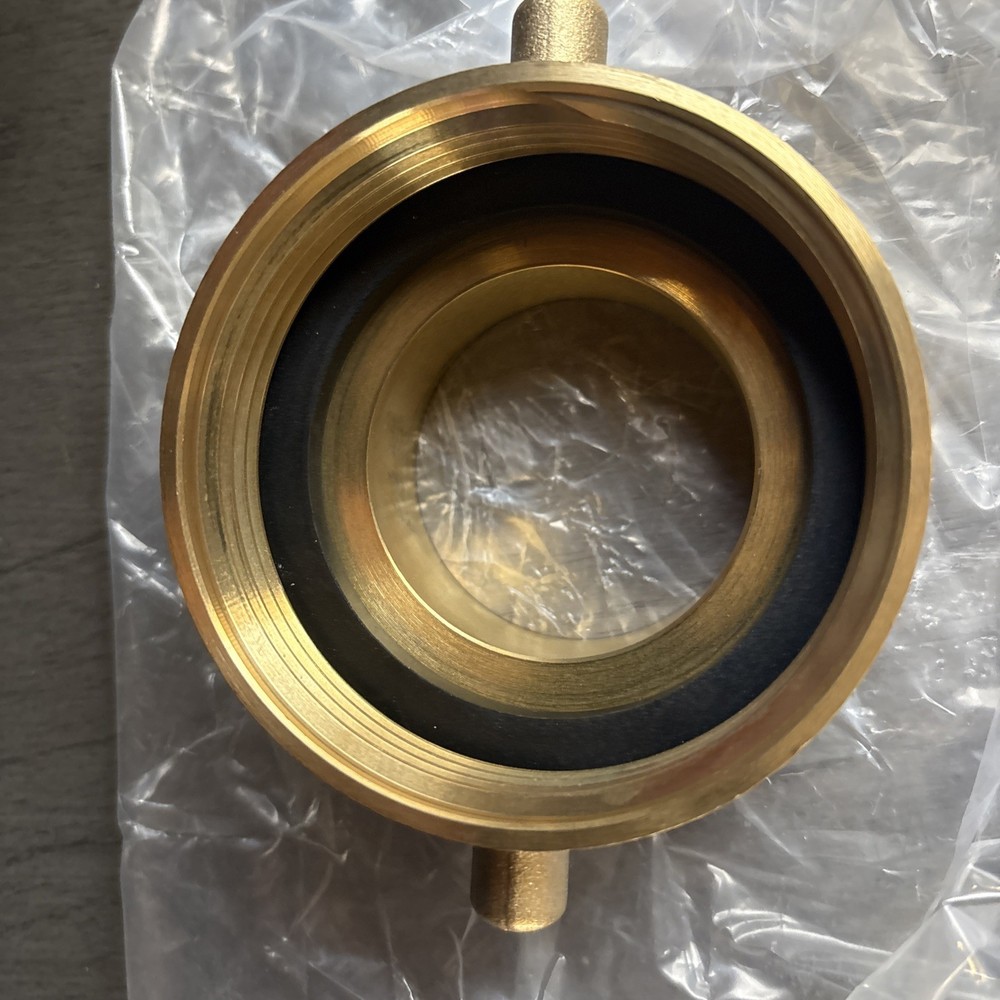 2.5" FNST x 2"MIP Brass Fire Hose Reducer.