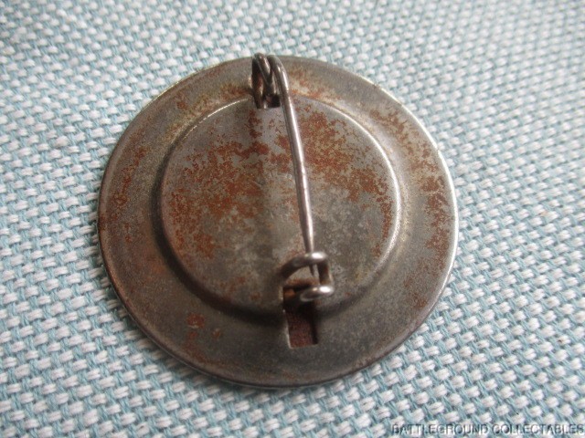 WWII US NAVY NAVAL CONSTRUCTION BATTALION SEABEE BASE 100 WORKERS BADGE #2082