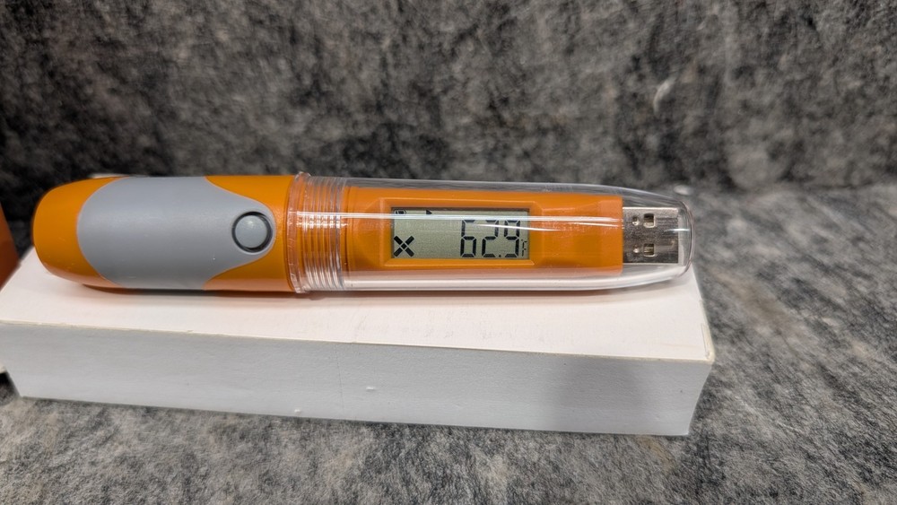 Elitech RC-51 USB Temperature Data Logger, 32k Points - Used, PDF Reports