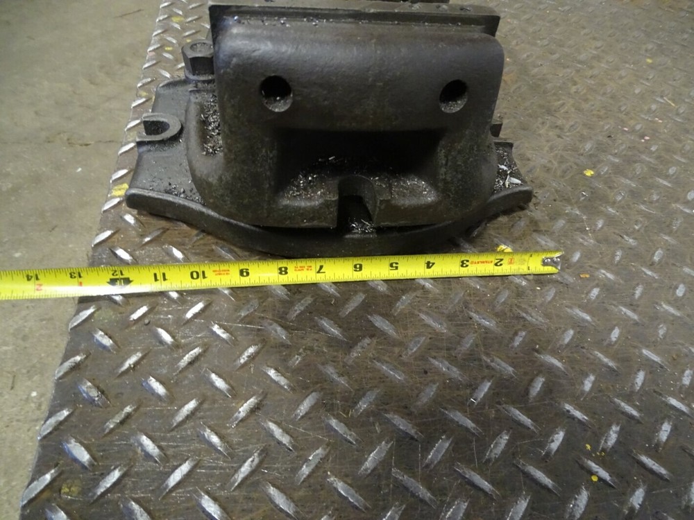 Bridgeport Milling Machine Vise 6" Wide ,