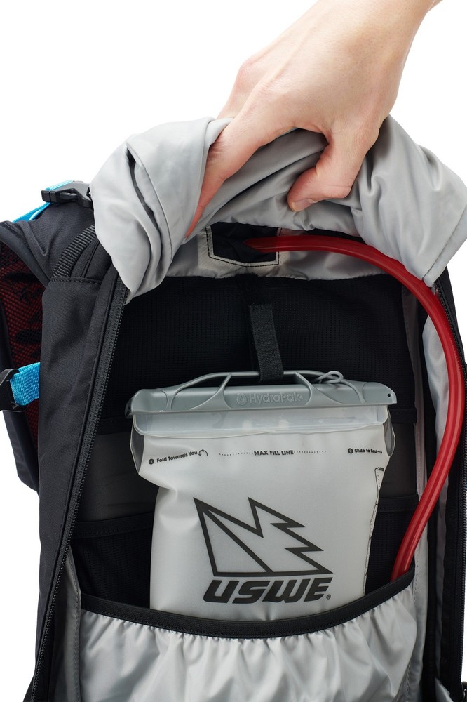 USWE POW 16 Winter Protector Hydration Backpack Black