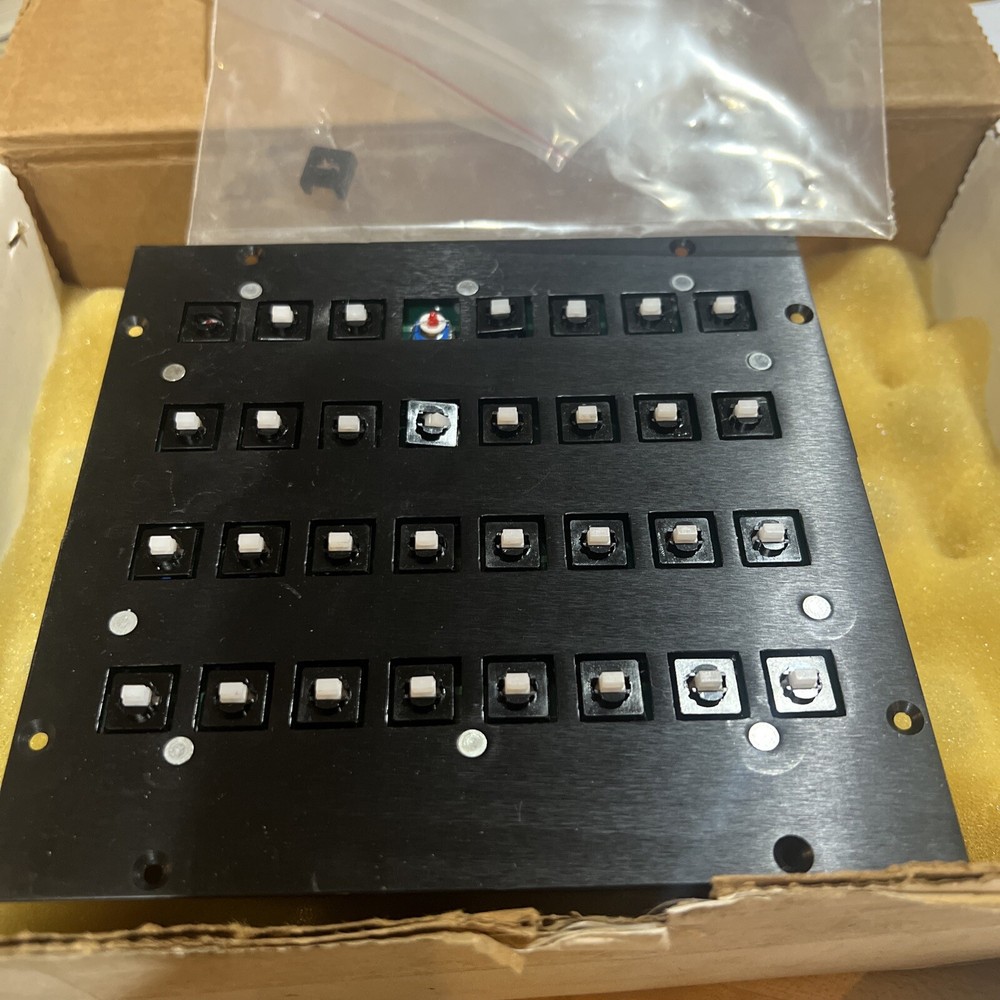 Crestron 32 Button Lectern Mount Control Panel Model CNWP-32 Missing Parts