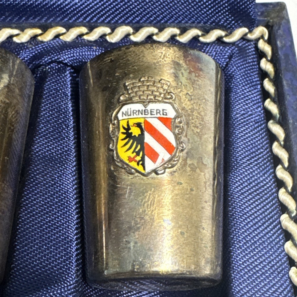 VTG GERMANY SET 8 GERMAN CITY COAT OF ARMS SILVER PLATE SHOT GLASS CUPS W/ CASE