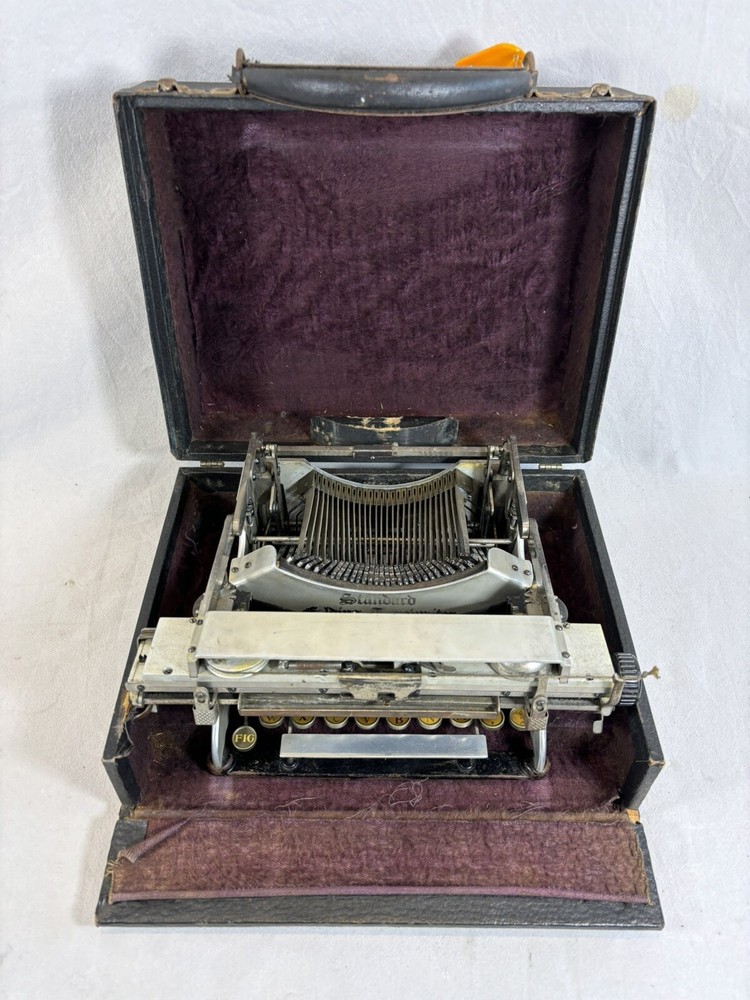 Standard Folding Typewriter 1910s