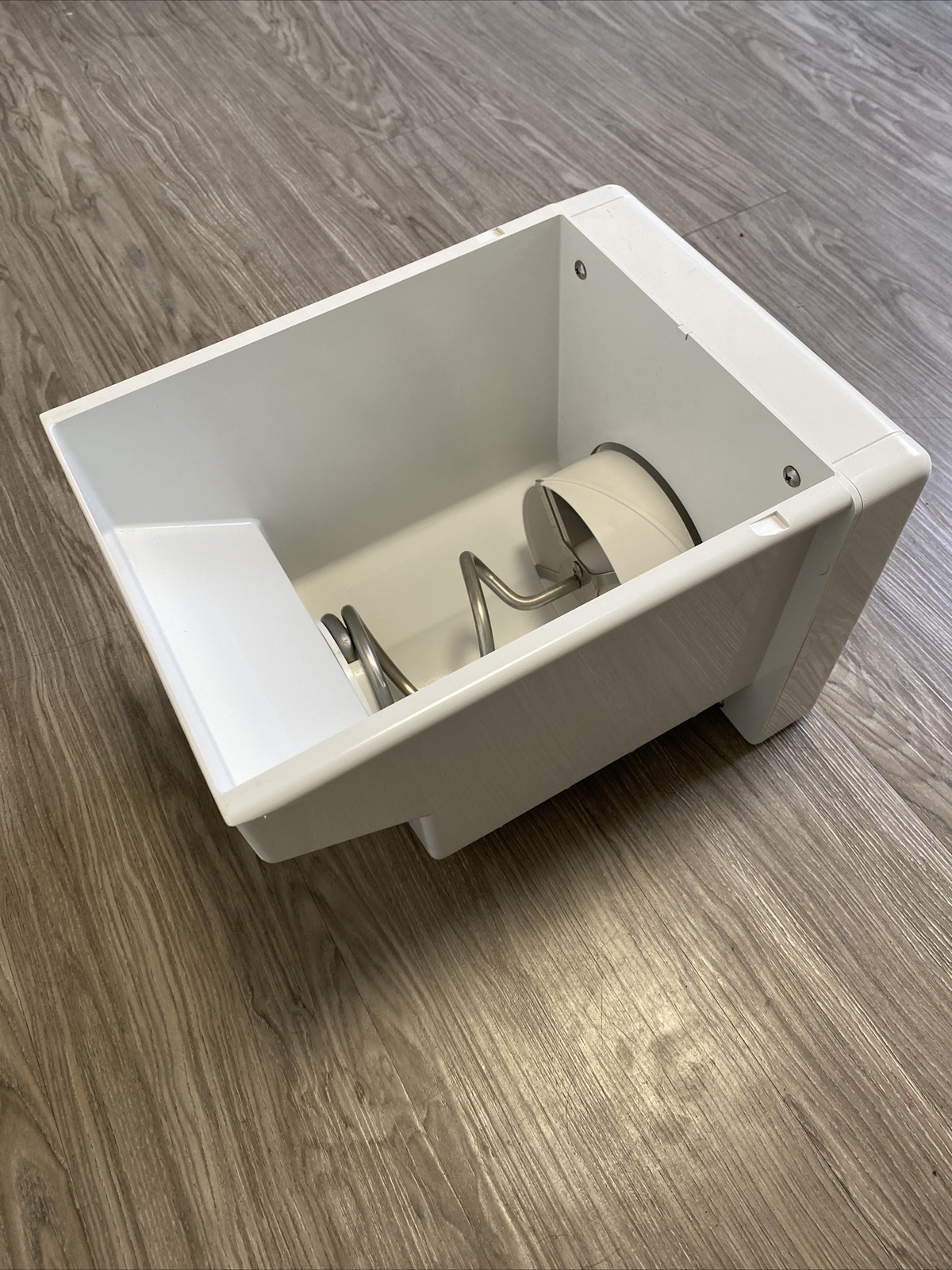 SUB- ZERO 4181180 ICE BIN/BUCKET FOR MODELS 590/690/695