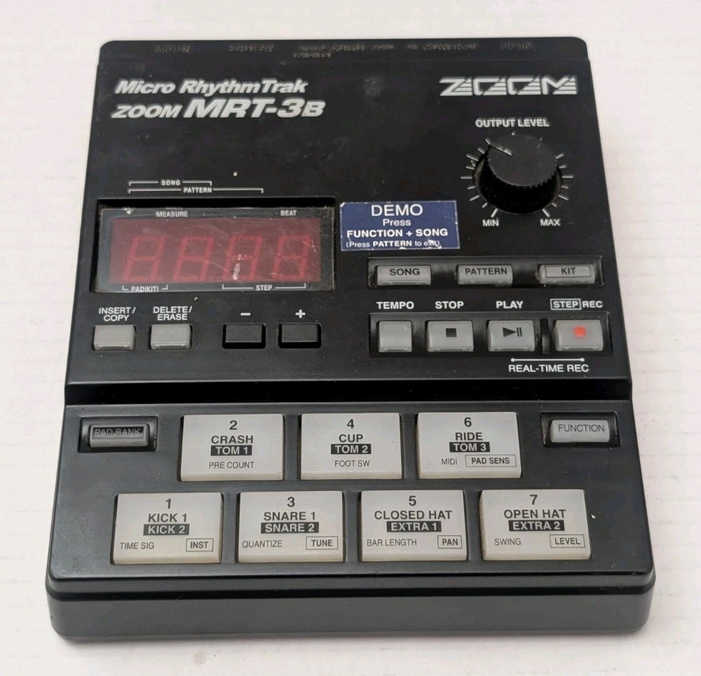 ZOOM MRT-3B Micro Rhythm Trak Drum Machine Electronic Sequencer Beat Loop midi