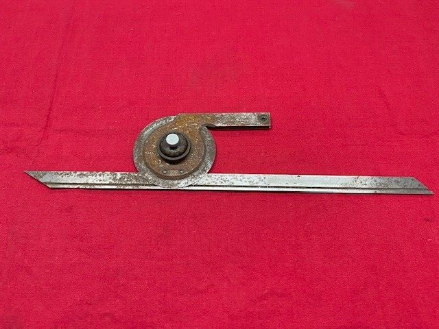 Starrett 359 Precision Universal Bevel Vernier Protractor - RUSTY