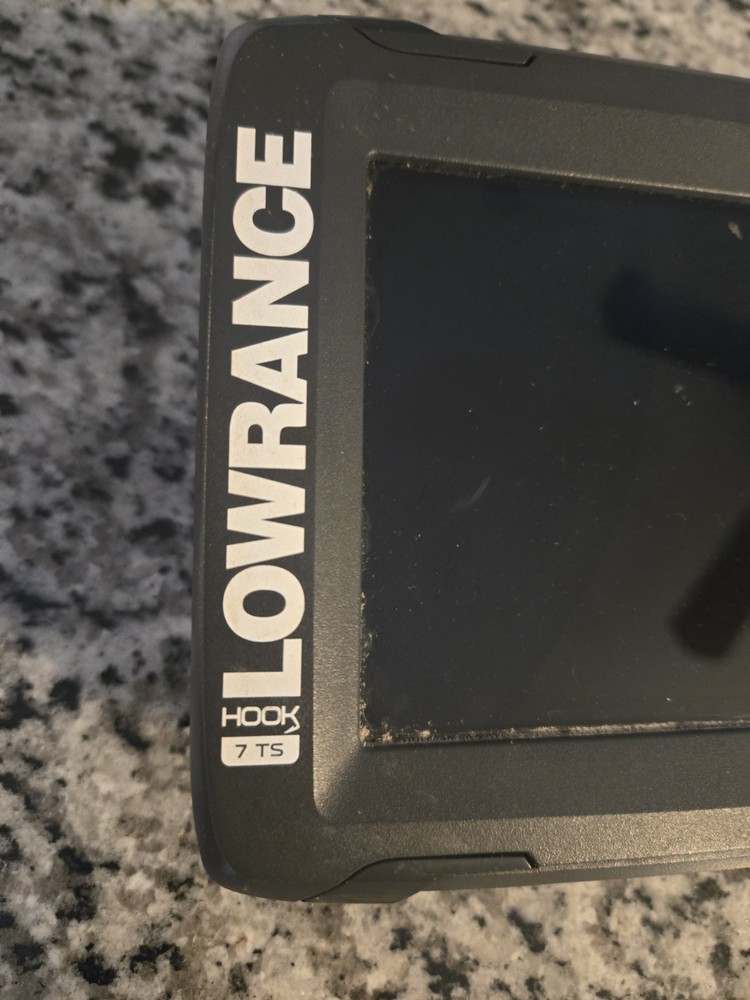Lowrance Hook 7TS Triple Shot Fishfinder Chart Plotter Head Unit Only.