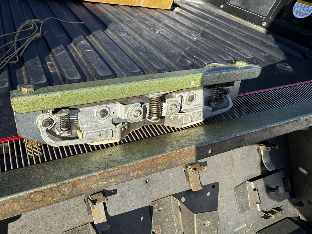 Passap M-201 Speed-O-Knit Flat Bed Knitting Machine ~ Untested w Tools! READ