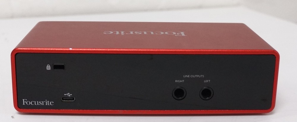 Focusrite Scarlett 2i2 Studio 3rd Gen Audio Interface w/ Mic & Cables