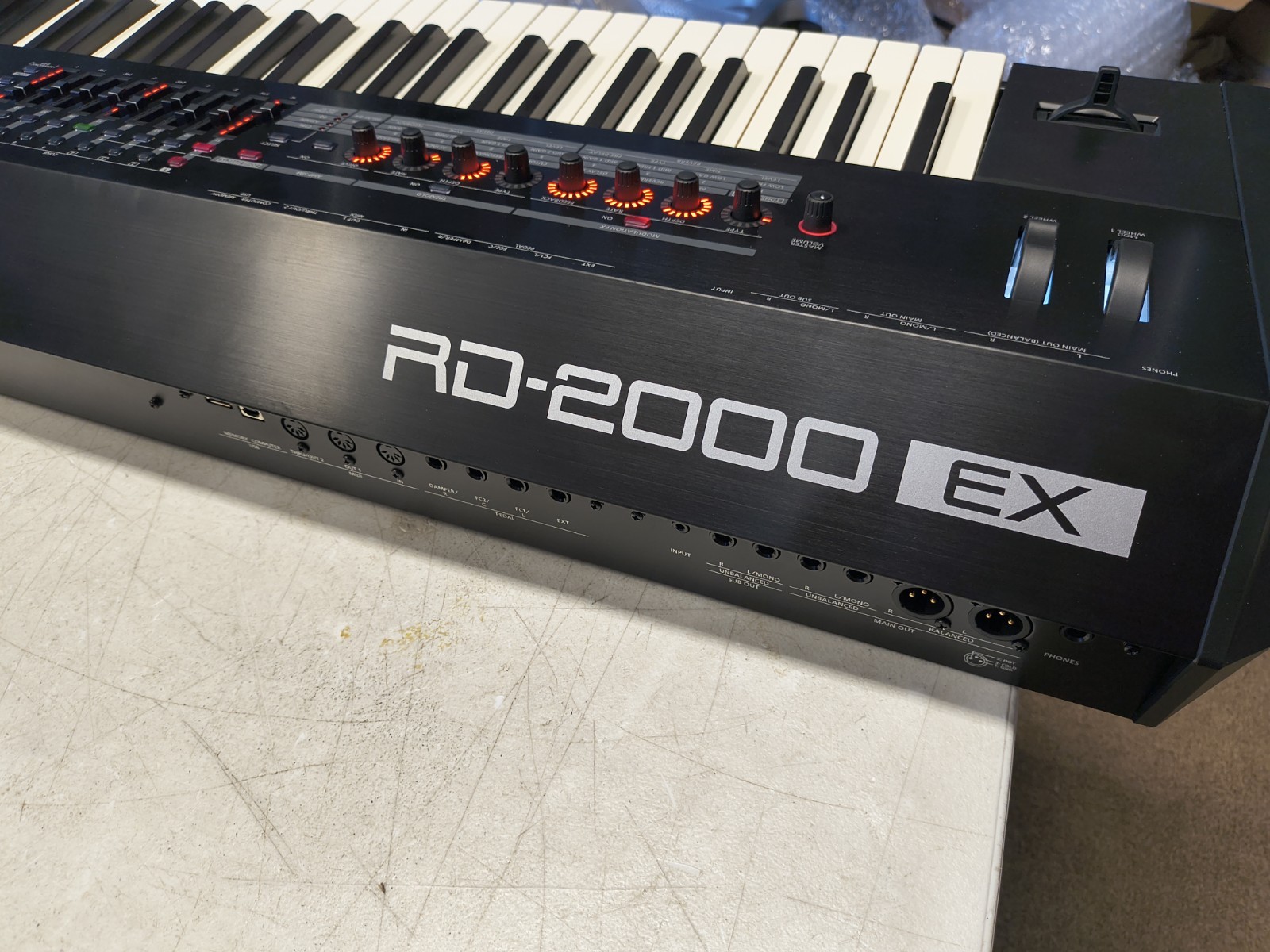 Roland RD-2000 EX digital stage piano in black, used with issues