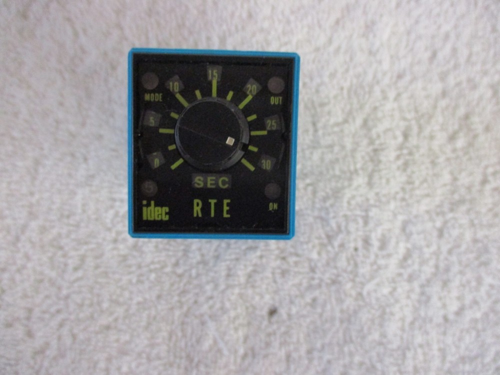 idec Electronic Timer 120VAC RTE-B11