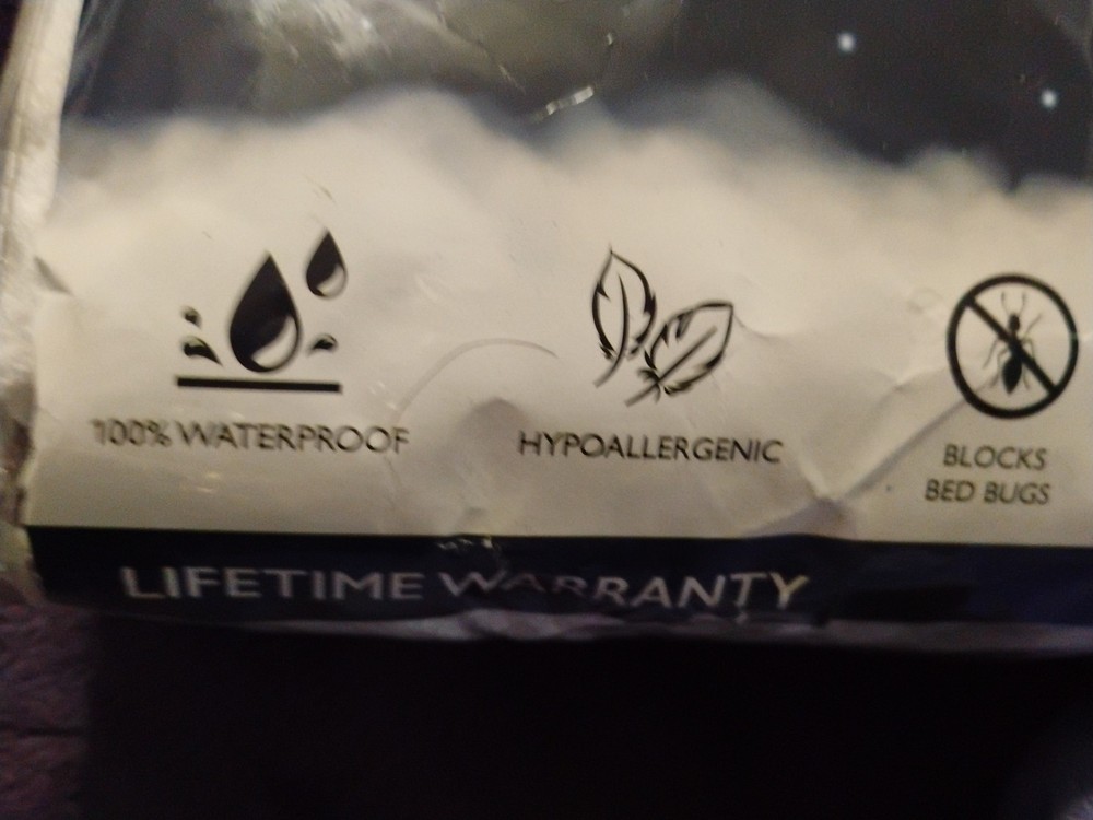 100% Waterproof Pillow Protector 2 Standard Pillow Case