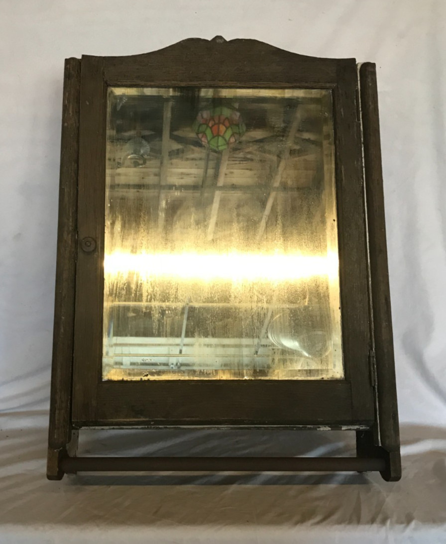 VTG Oak 19x28 Hardwood Wall Mount Medicine Cabinet with Towel Bar Old 474-26B