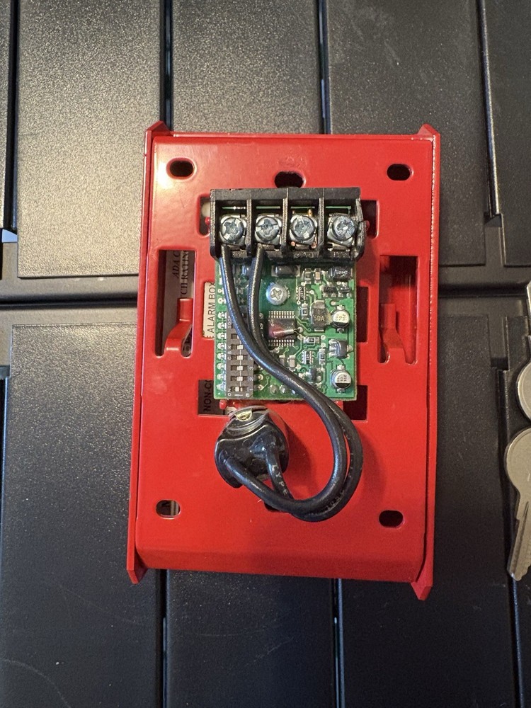 Silent Knight SD500-PS Addressable Pull Station. FULLY TECH TESTED WORKING.