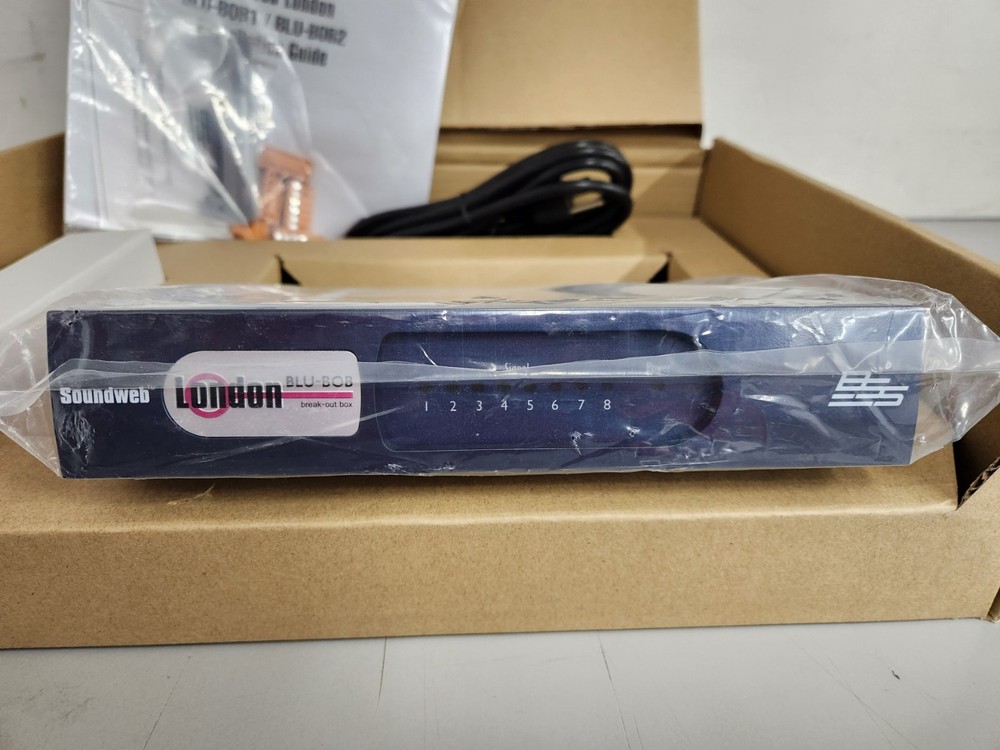 BSS Audio BLU-BOB1-M Break-Out Box Output Expander with Blulink