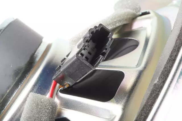 Genuine GM Pkg Tray Speaker 84865717