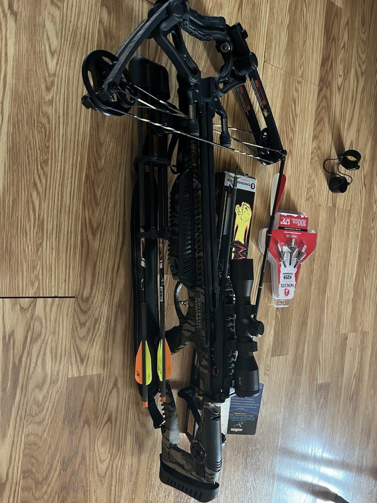 Barnett Whitetail Hunter XTR With Many Extras