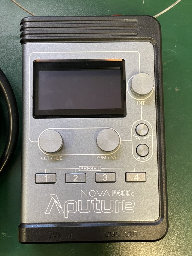 APUTURE NOVA P300C (EZ2006409)
