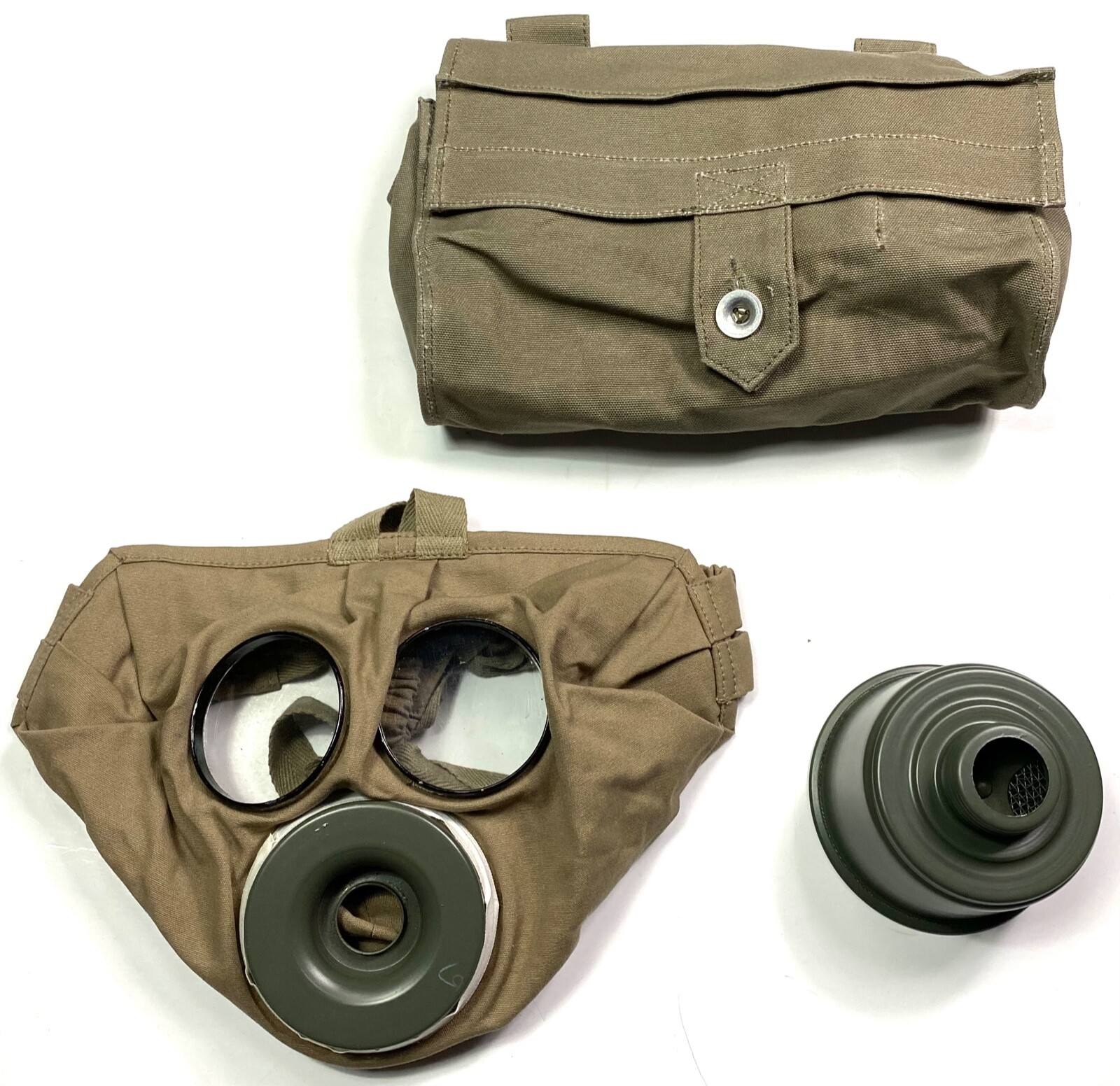 WWI GERMAN INFANTRY M1915 GASK MASK Gummimaske & CARRY BAG
