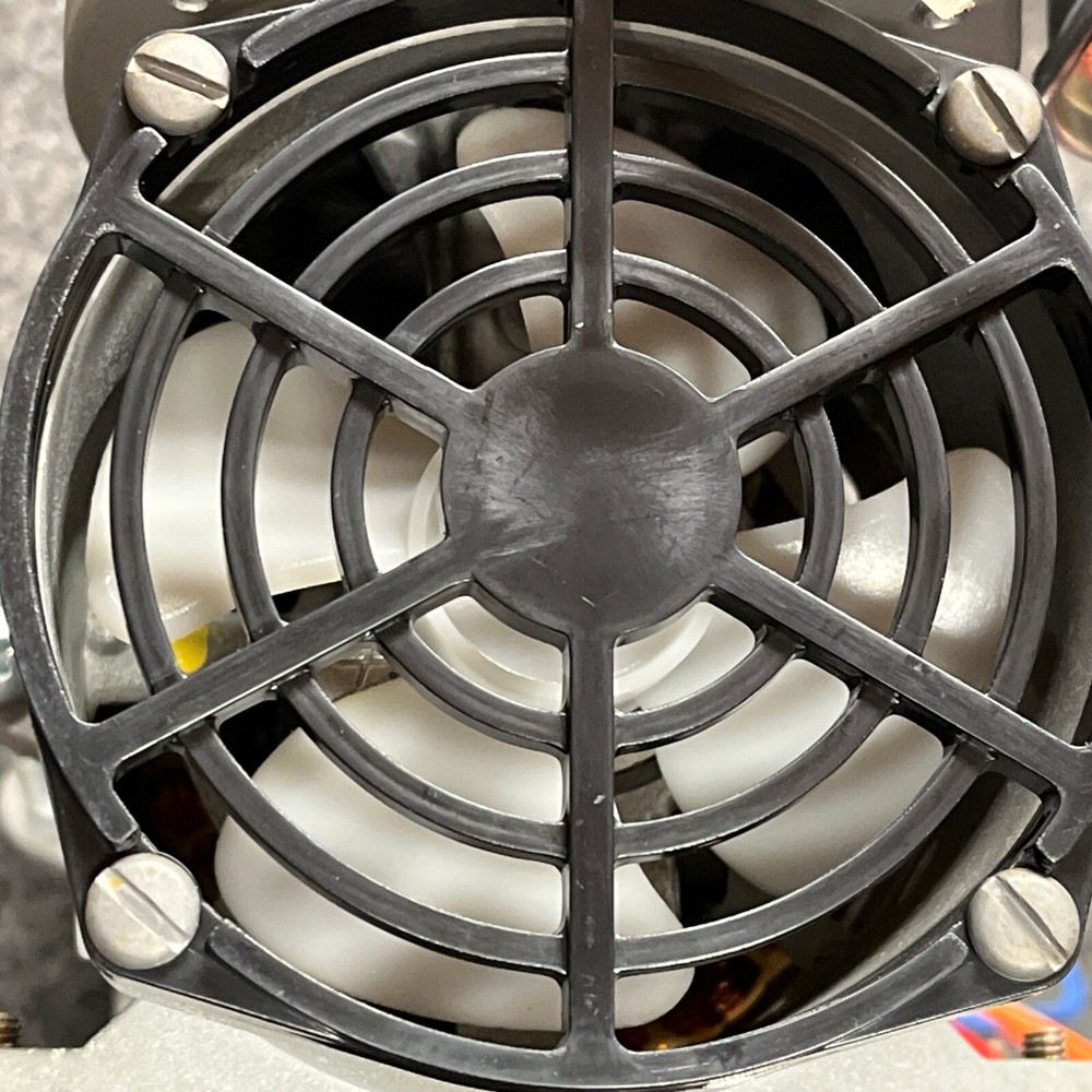 Welch Vacuum Technology Vacuum Pump Model 61-3211