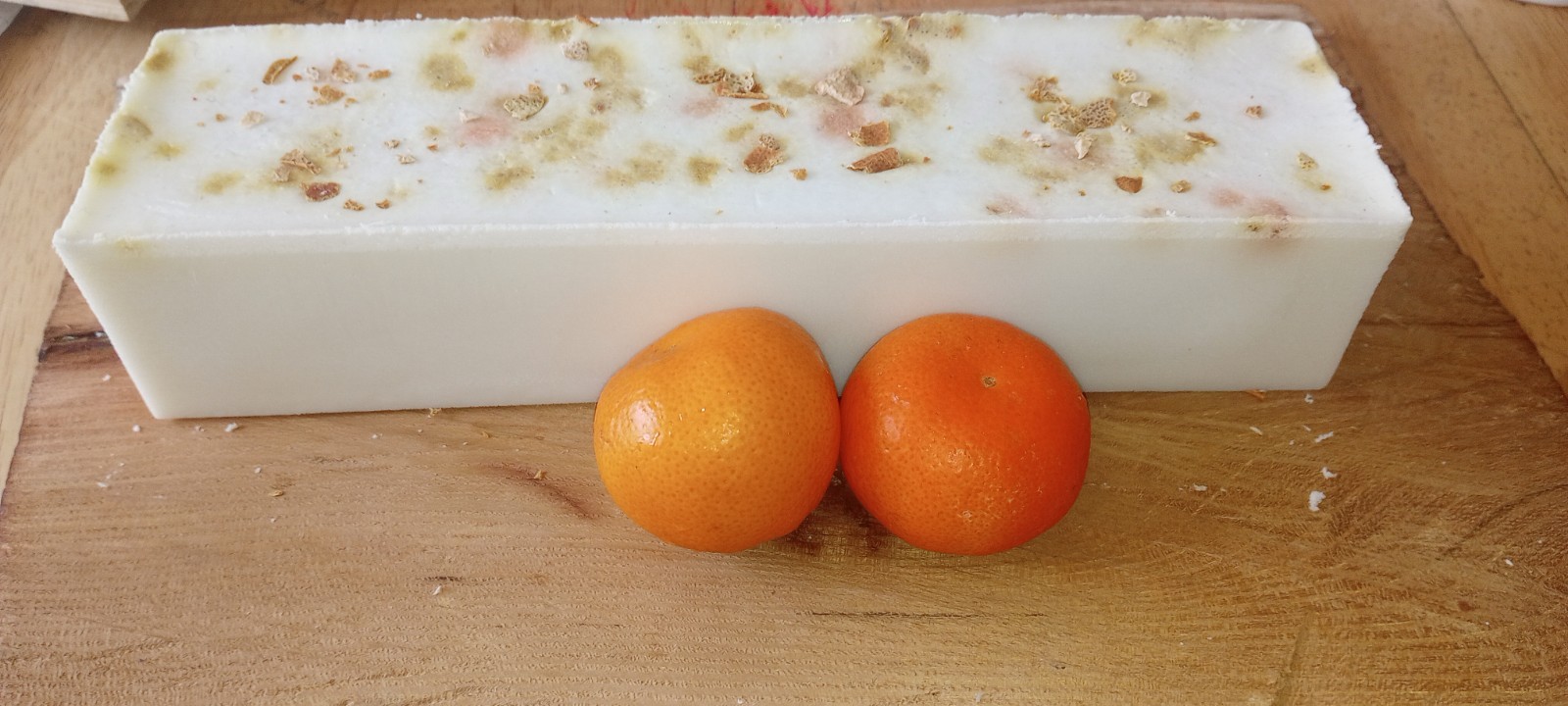 SOAP Goat's Milk Orange Peel With Dry Orange peels Big Bar