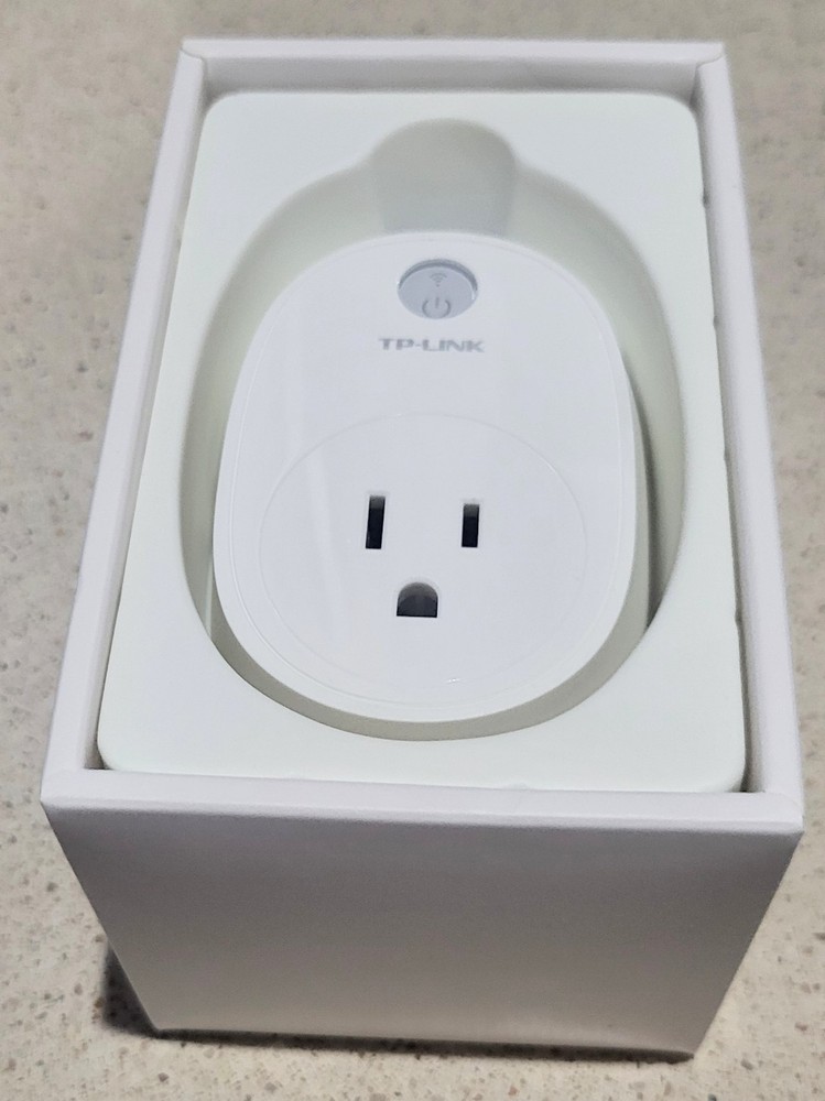 Pre-Loved TP-Link Smart WiFi Plug HS100