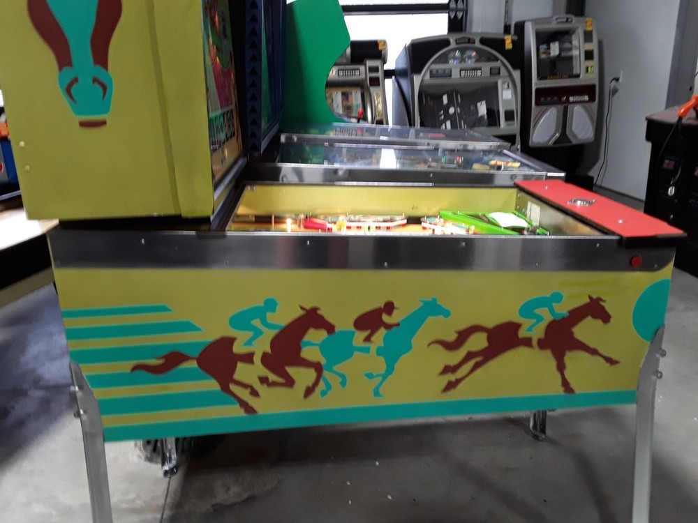 Winner Pinball Machine by Williams