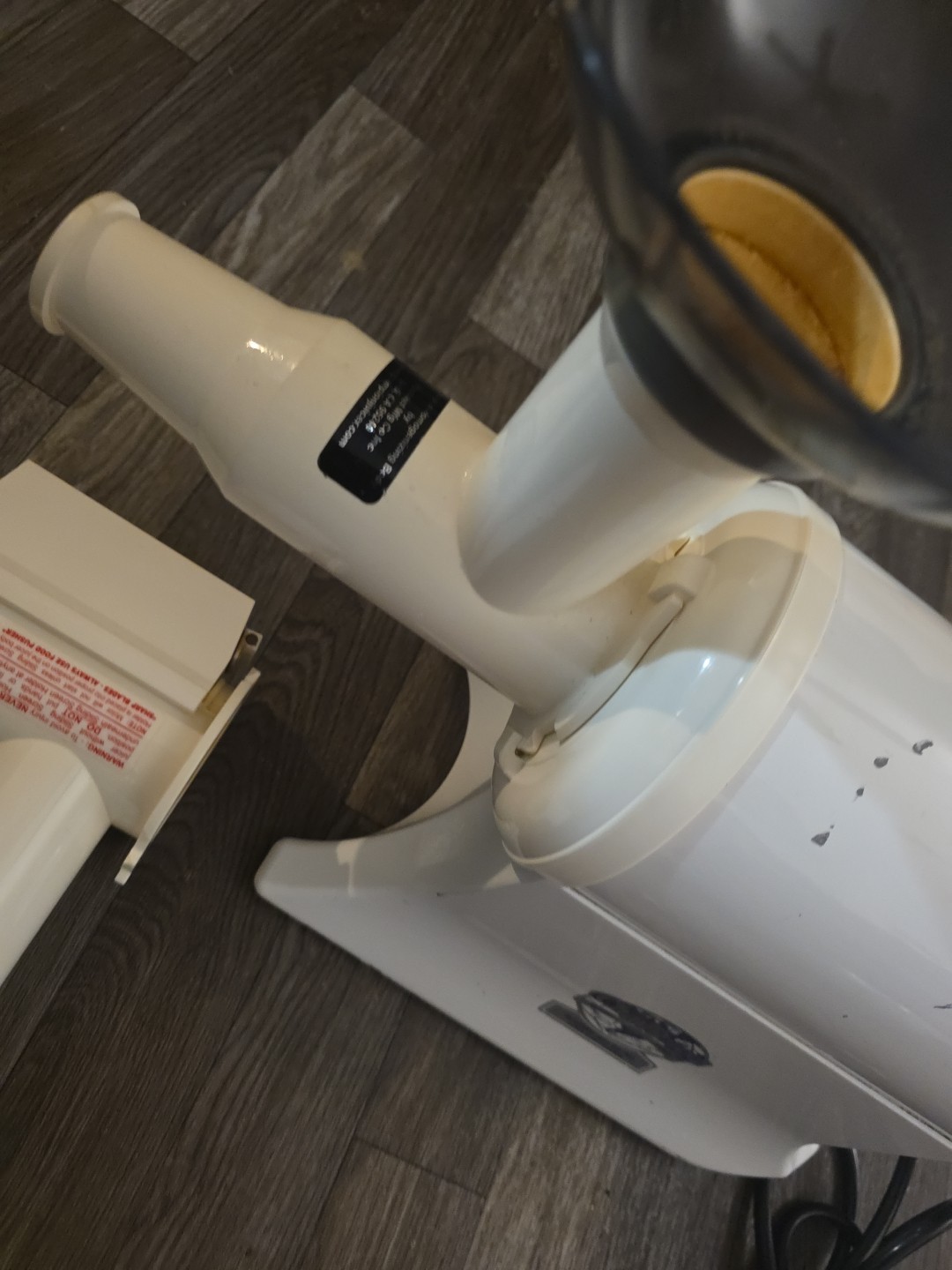 VTG Champion Juicer 1/3 HP Heavy Duty Motor Model G5-PG-710-PN ( Some Staining )