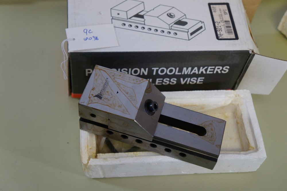 Interstate 70-921-2 Toolmaker's Precision Screwless Vise , 2" Jaw Width , New
