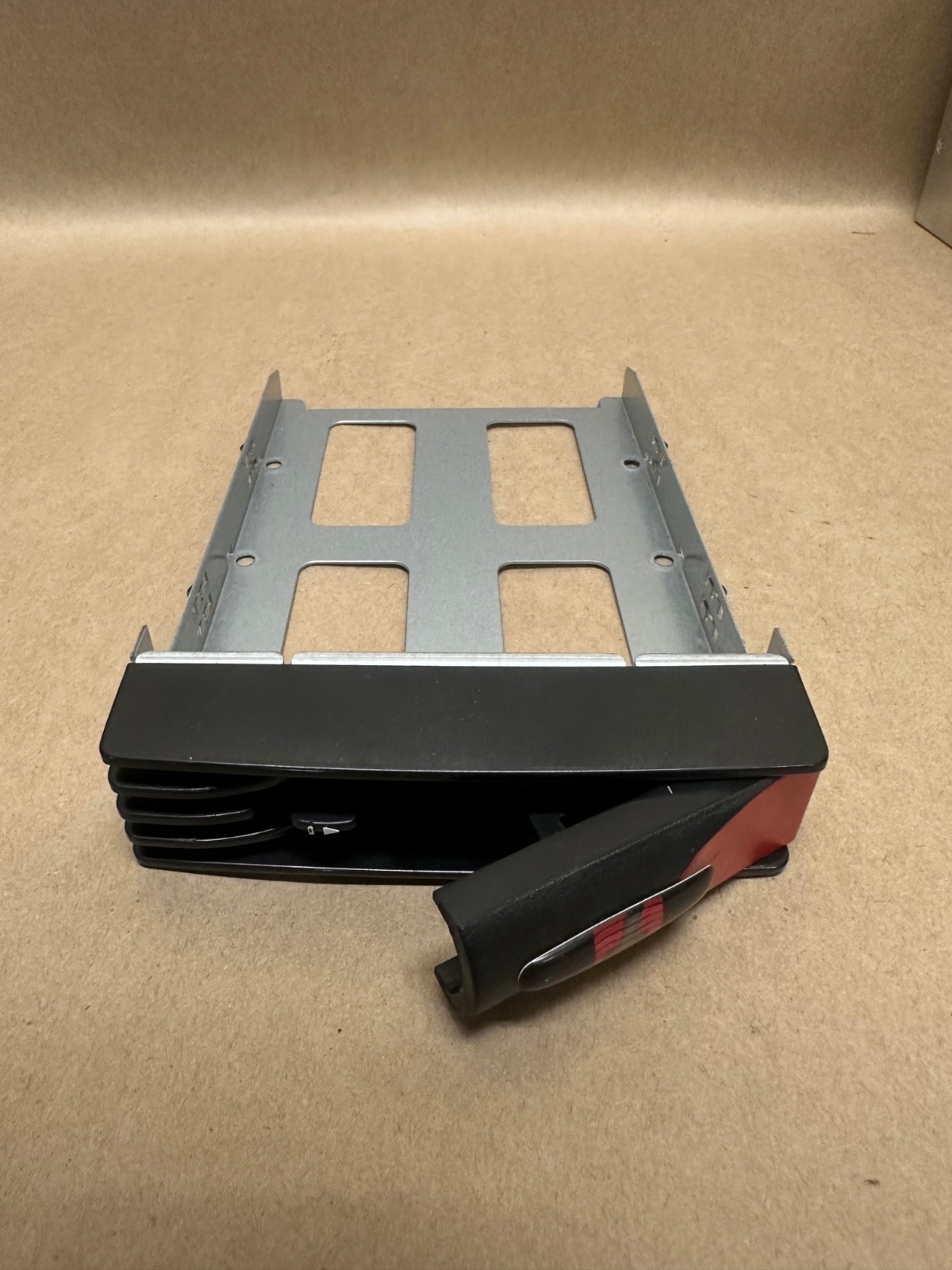 4 Bay SATA Horizontal Enclosure w/ Trays