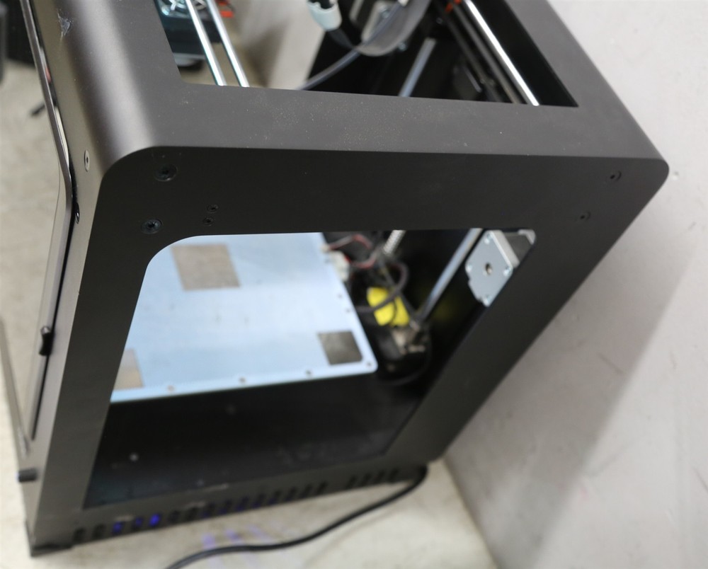 Zortrax M200 Desktop 3D Printer (S15)