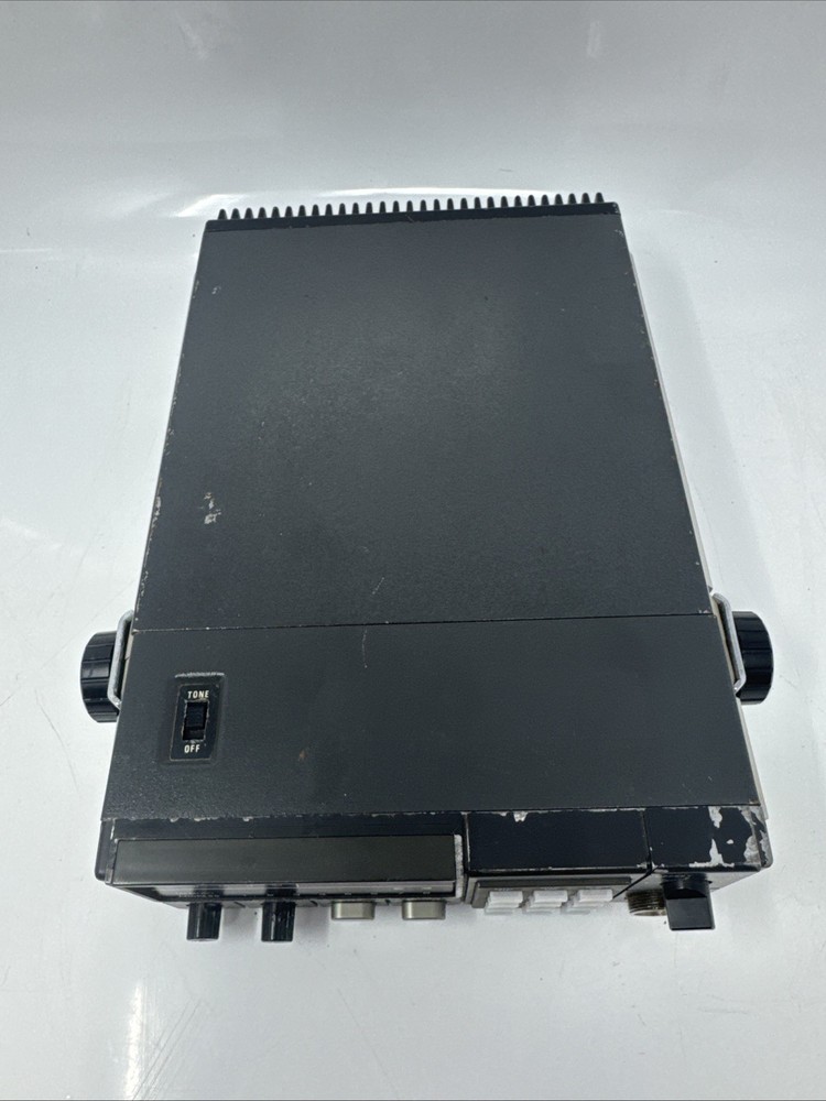 AZDEN PCS-3000 2 METER FM 25W TRANSCEIVER Powers On - Needs Work