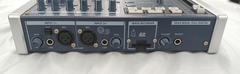 Cakewalk SONAR V-Studio 100 USB Audio Interface DAW Controller SD Recorder