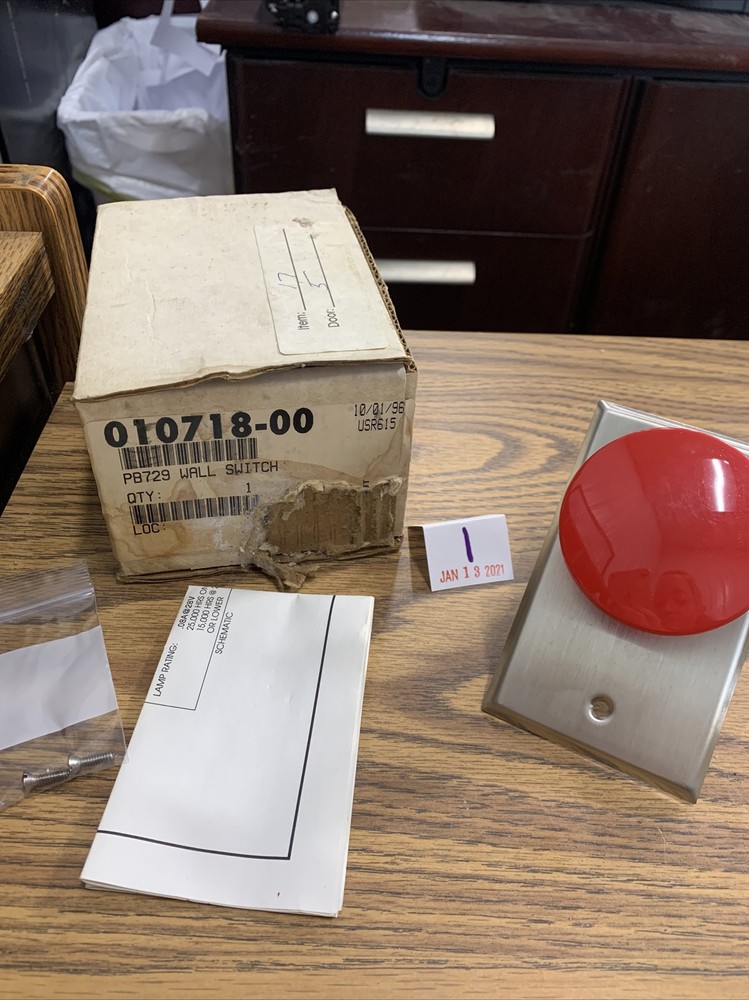 PB729 Wall Switch 010718-00
