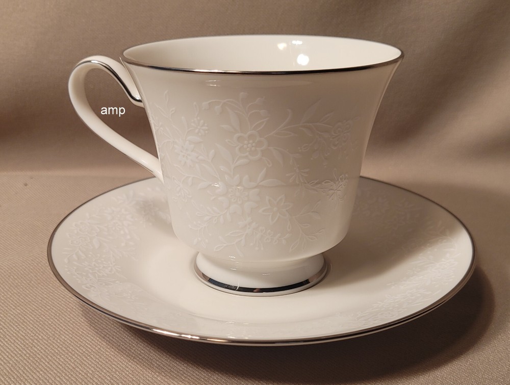 Noritake Affection 7192 Place Setting (5 piece) EXCELLENT!
