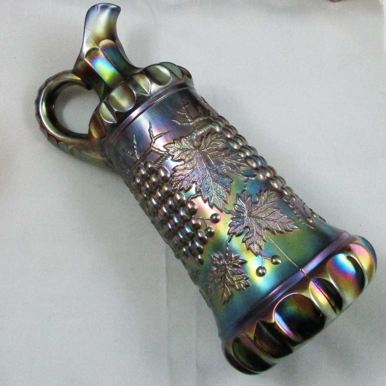 NORTHWOOD AMETHYST GRAPE & CABLE CARNIVAL GLASS DECANTER WITH STOPPER