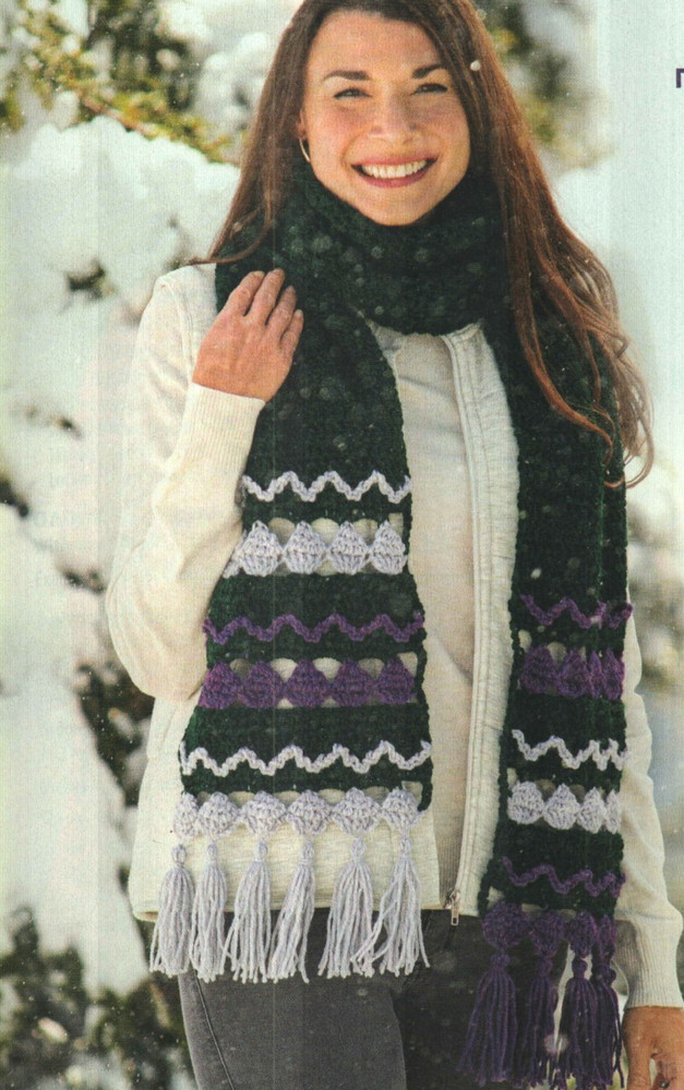 TREE TRIMMING SCARF WOMEN'S CROCHET PATTERN INSTRUCTIONS