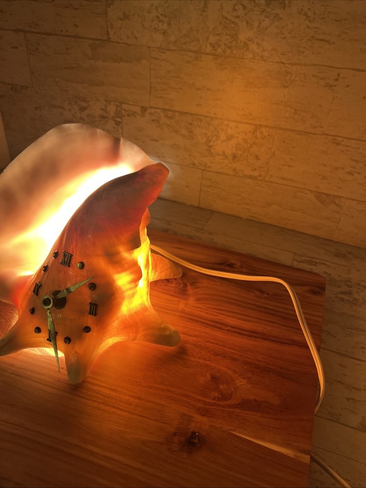 Vintage Polished Conch Shell Sea Shell Lighted Mantle Table Clock - Works - EUC