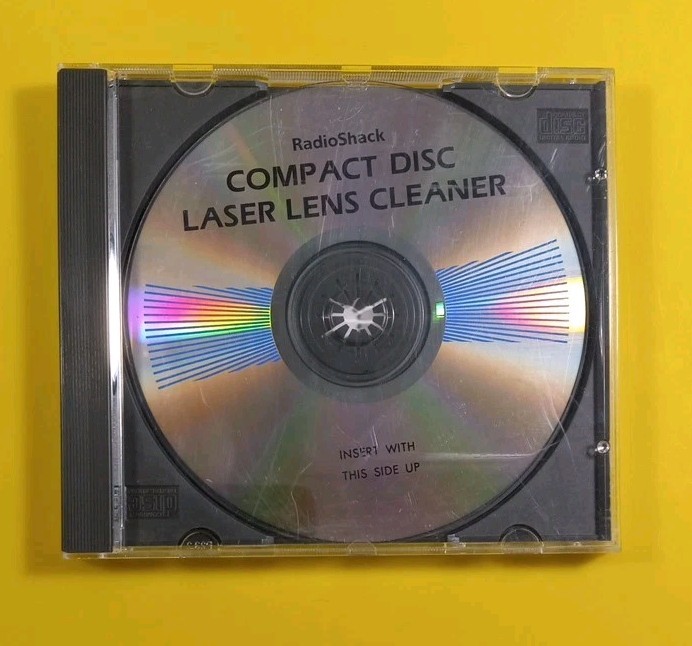 Radio Shack CD Compact Disk Laser Lens Cleaner Disc