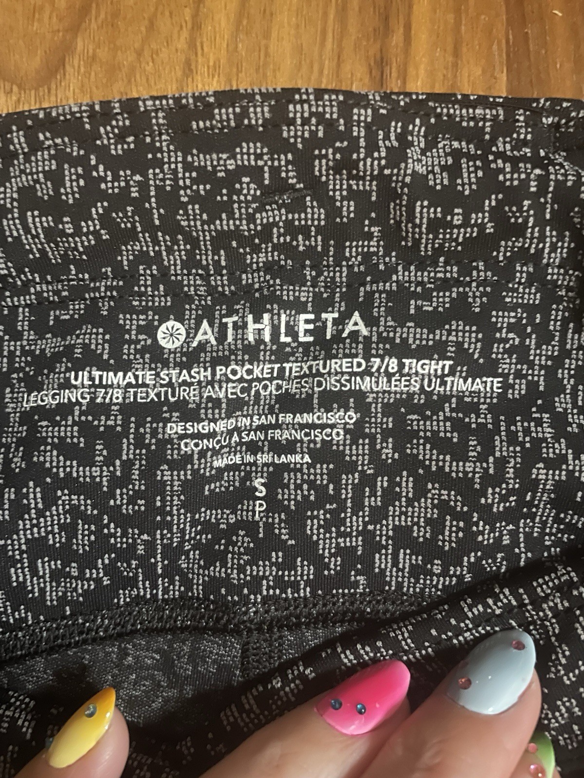 ATHLETA ULTIMATE STASH POCKET TEXTURED 118 TIGHTLEGGING Z18 - SIZE S