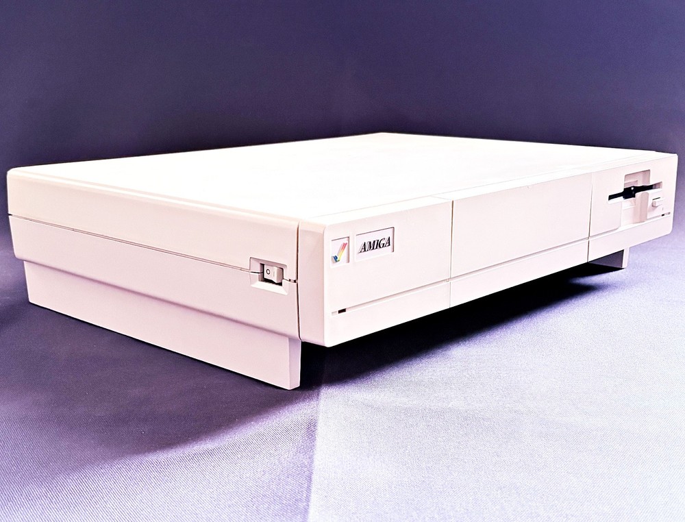 Commodore Amiga 1000 Computer W/ Mouse, Keyboard, Accessories, Software, & More!