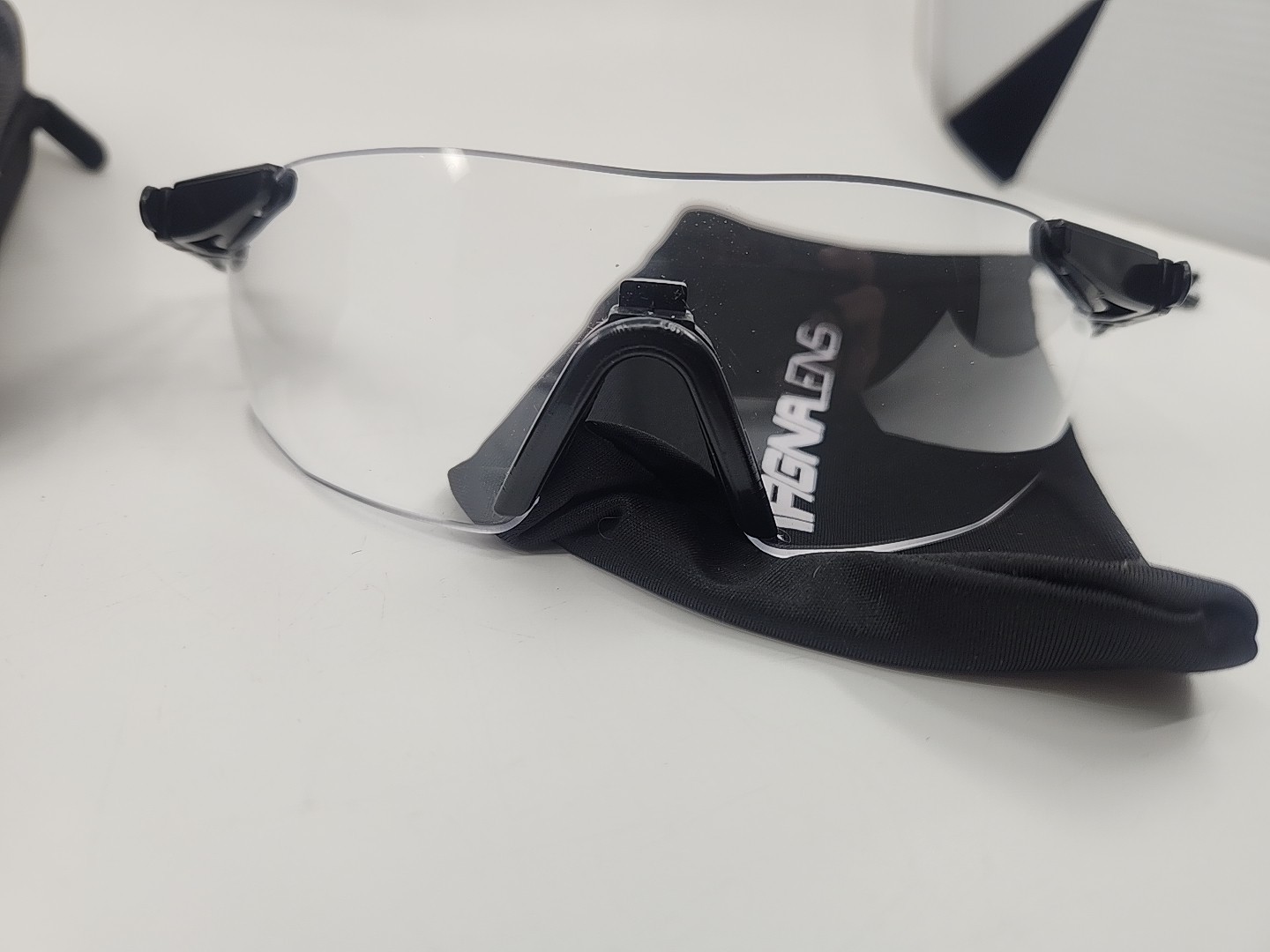 Magna Lens Shooting Glasses Clear Lens w/ Case & Pouch Magnetic Earmuff Fit