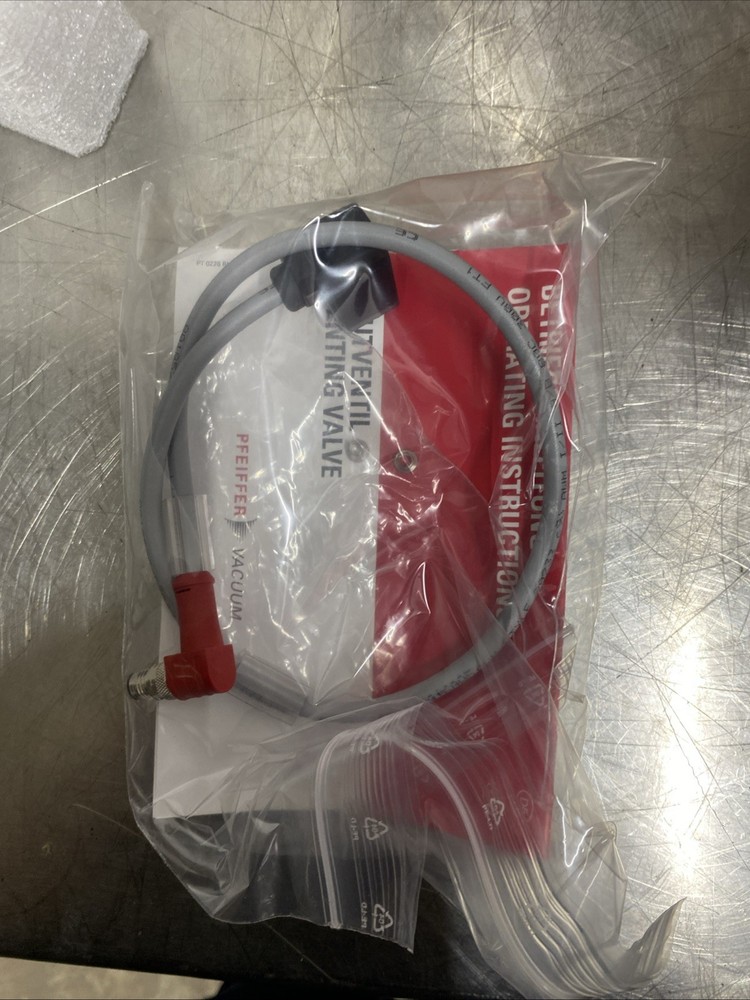 Pfeiffer splitFlow 80 Turbo Vacuum Pump New