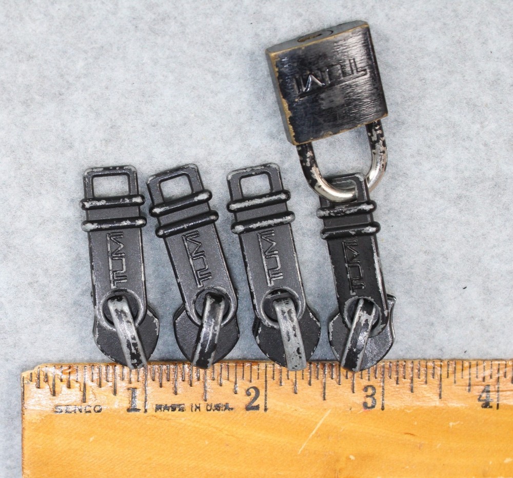 Tumi 4 Replacement Parts Black Large Zipper Pull Tabs Sliders padlock