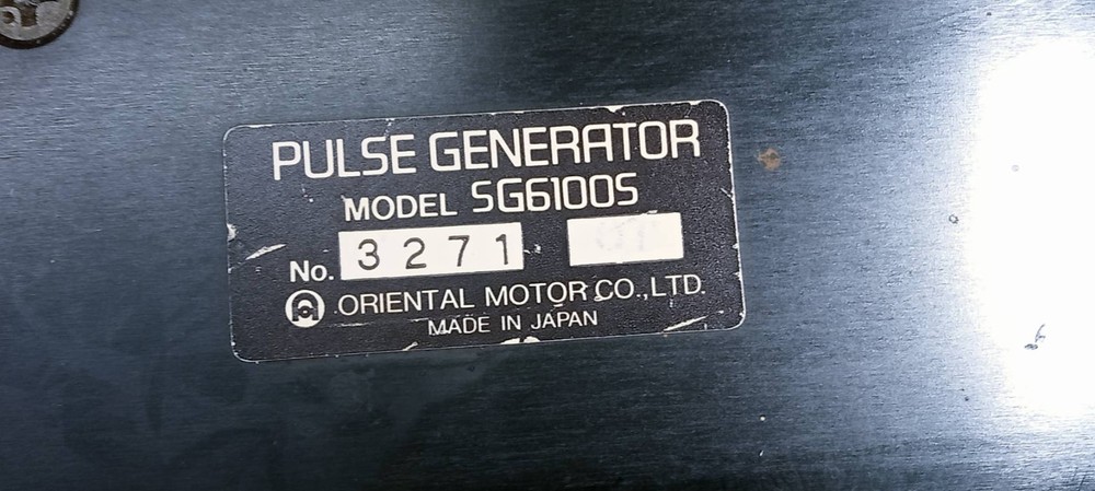 VEXTA PULSE GENERATOR SG6100S.