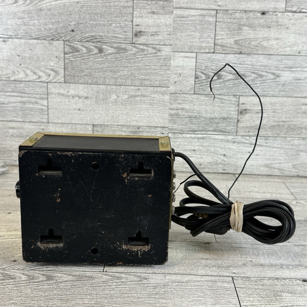MRC Train pack HO Train Control Model 100 USA Model Rectifier Corp
