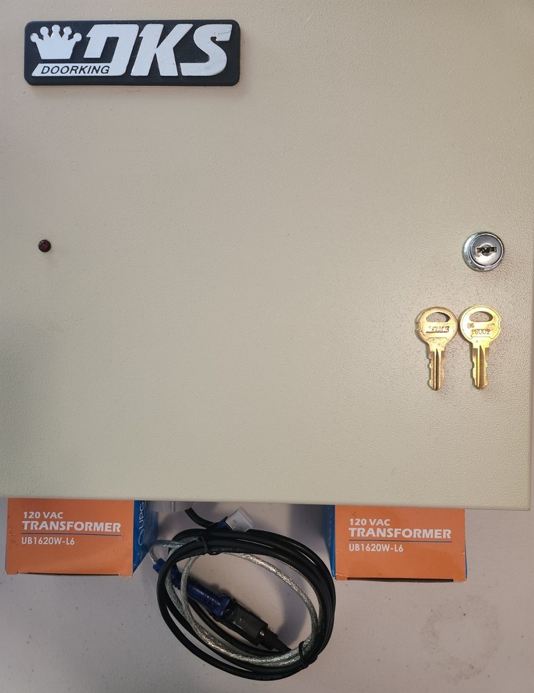 doorking 1838-081 two door access control unit, new