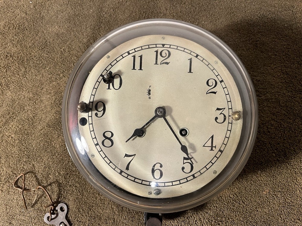 Vintage General Electric CS-9 Ship's Clock. Working & In Great Condition.